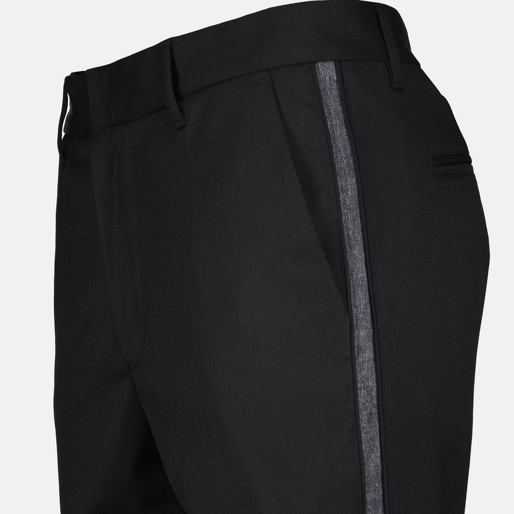 Imagen de pantalones a medida de Diesel para hombres - Temporada Otoño-Invierno 2024 - Vista trasera