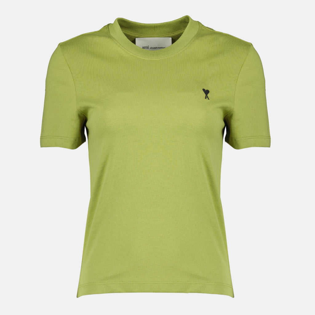Image du T-shirt vert AMI de Coeur par Ami PARIS pour femmes - Saison Printemps-Été 2026 - Vue de face