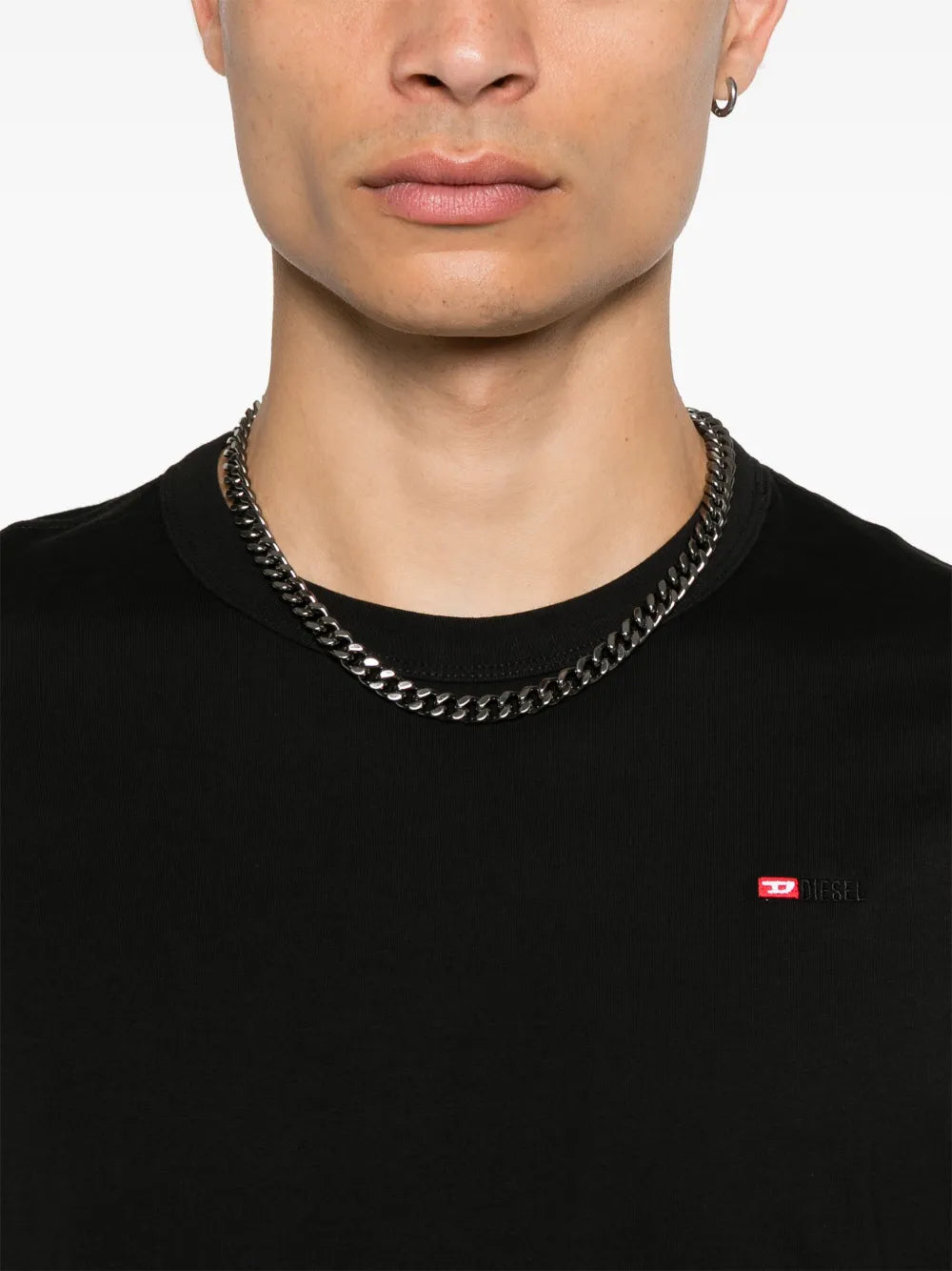 Image of T-Adjust-Microdiv T-shirt by Diesel for Unisex - Season Autumn-Winter 2025 - Model view 4