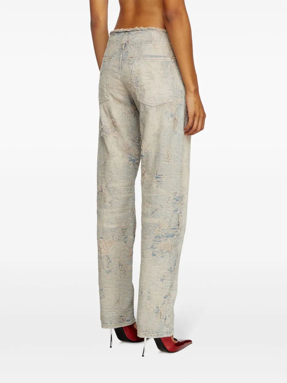 Imagem de jeans de denim cinza desgastados da Diesel para Mulheres - Temporada Outono-Inverno 2024 - Detalhe 6