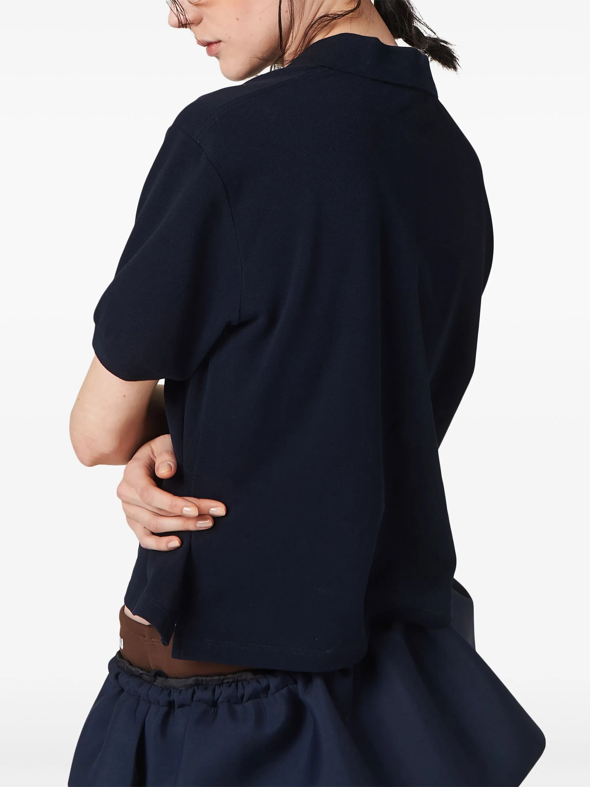 Immagine della polo in cotone Piqué di Miu Miu per donne - Stagione Primavera-Estate 2026 - Vista modello 4