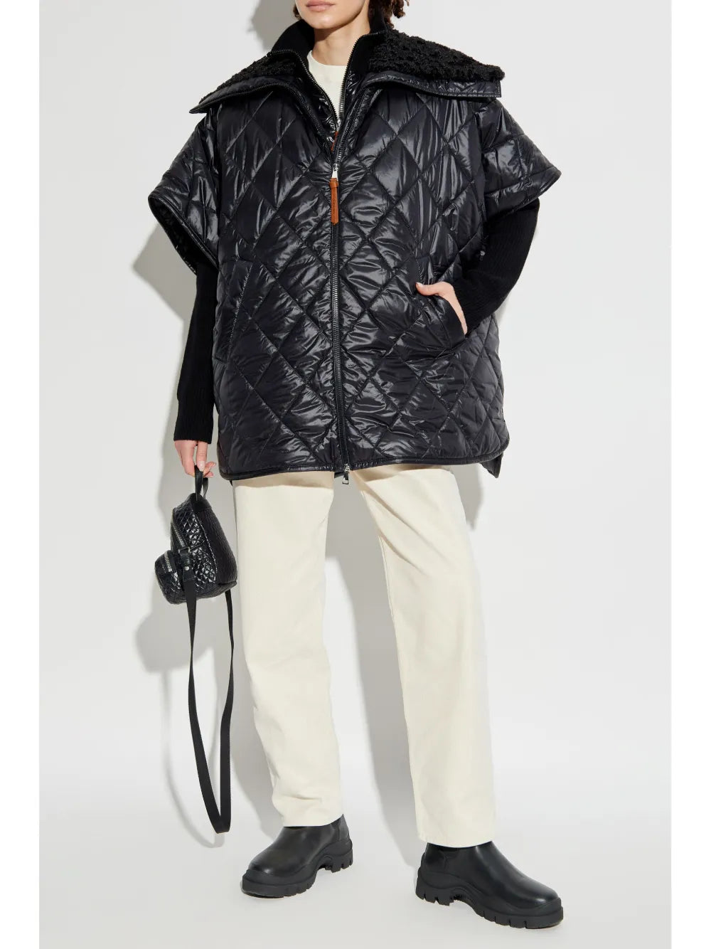 Quilted cape, Oversize fit, Black cape, Fall winter collection, Moncler cape