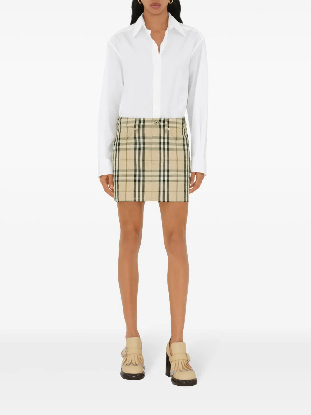 Burberry skirt, checkered mini skirt, denim mini skirt, beige skirt, Burberry Autumn-Winter 2024