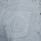 ブルーデニムパンツ