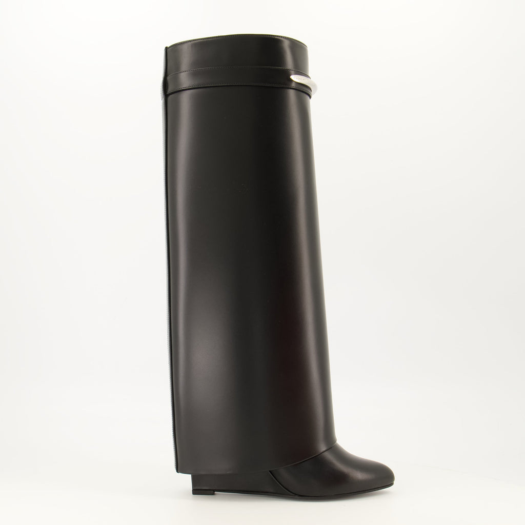 Shark Pinch Boots