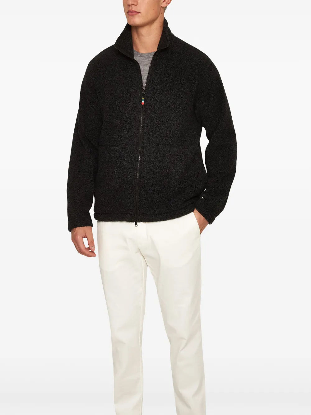 アンスラサイトグレーフリースジャケット