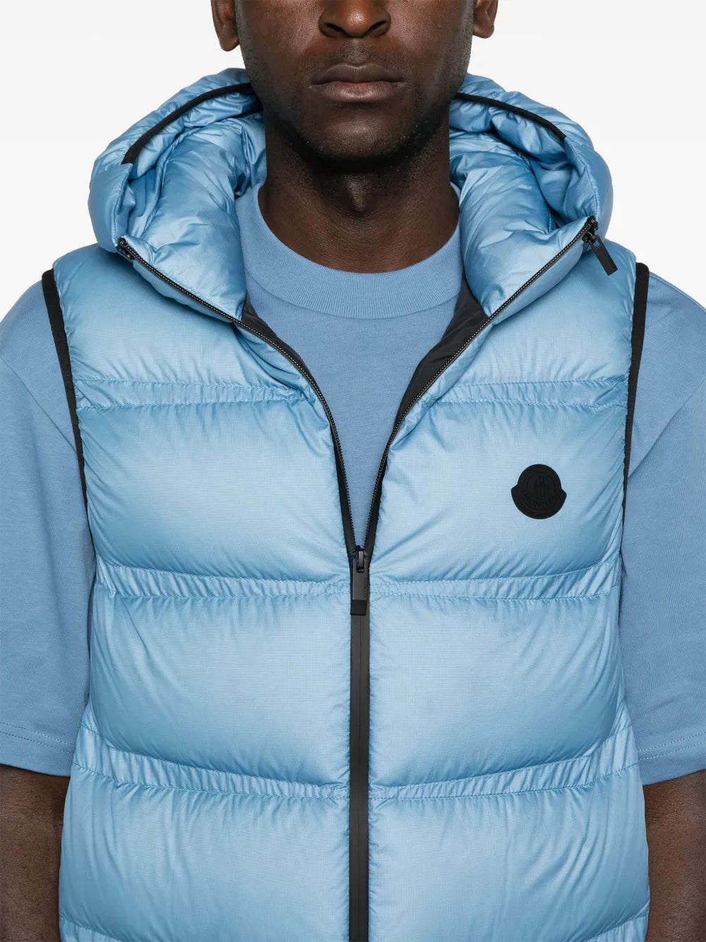 Image of Sleeveless Lausen Vest by Moncler for Men - Season Autumn-Winter 2024 - Detail View 7
