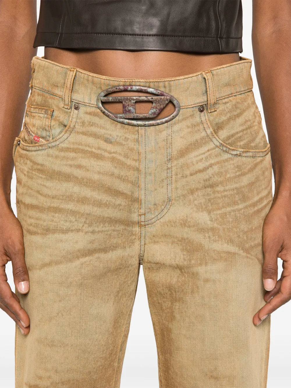 베이지 스트레이트 진