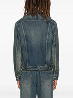Imagen de la chaqueta de denim clásica de Saint Laurent para hombres - Temporada Otoño-Invierno 2024 - Vista del modelo 3