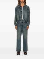 Imagen de la chaqueta de denim clásica de Saint Laurent para hombres - Temporada Otoño-Invierno 2024 - Vista del modelo 1