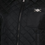 Image du blouson matelassé en diamant de Versace pour femmes - Saison Printemps-Été 2025 - Vue détail produit 2