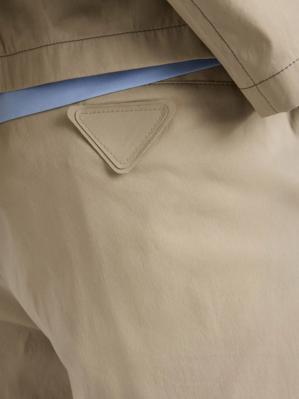 Bilde av Prada beige rett ben bukser for menn - Sesong Vår-Sommer 2024 - Detaljvisning 7