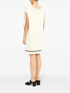 Immagine di un vestito in maglia senza maniche con sciarpa di Mm6 per donne - Stagione Primavera-Estate 2025 - Vista modello 4