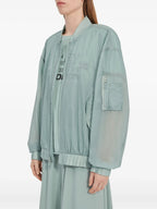 Bild des Windbreakers MM6 x Salomon von Mm6 für Frauen - Saison Frühling-Sommer 2025 - Detailansicht 7