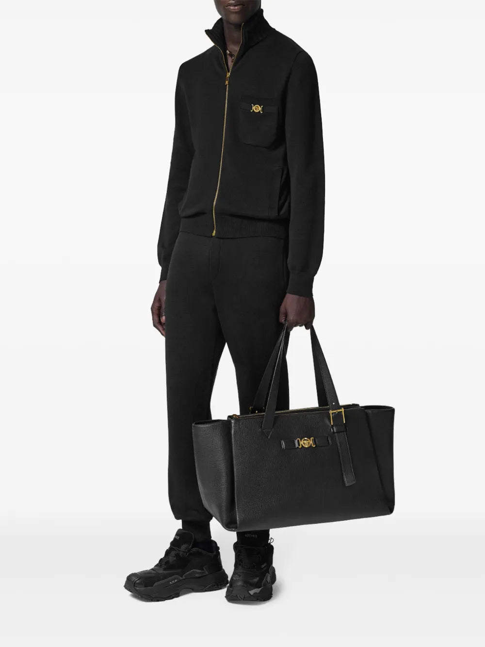 cashmere pants, wide leg pants, black jogging trousers, Medusa Biggie finishes, side pockets