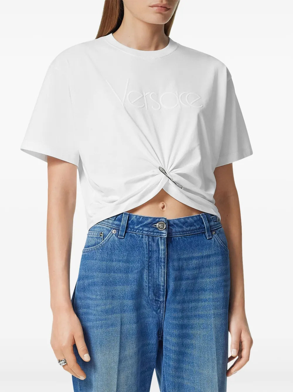 crop t-shirt, safety pin detail, white cotton tee, round neckline, everyday elegance