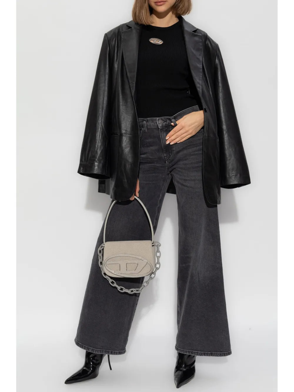 Diesel jeans, wide cut jeans, black denim, relaxed fit, five-pocket design