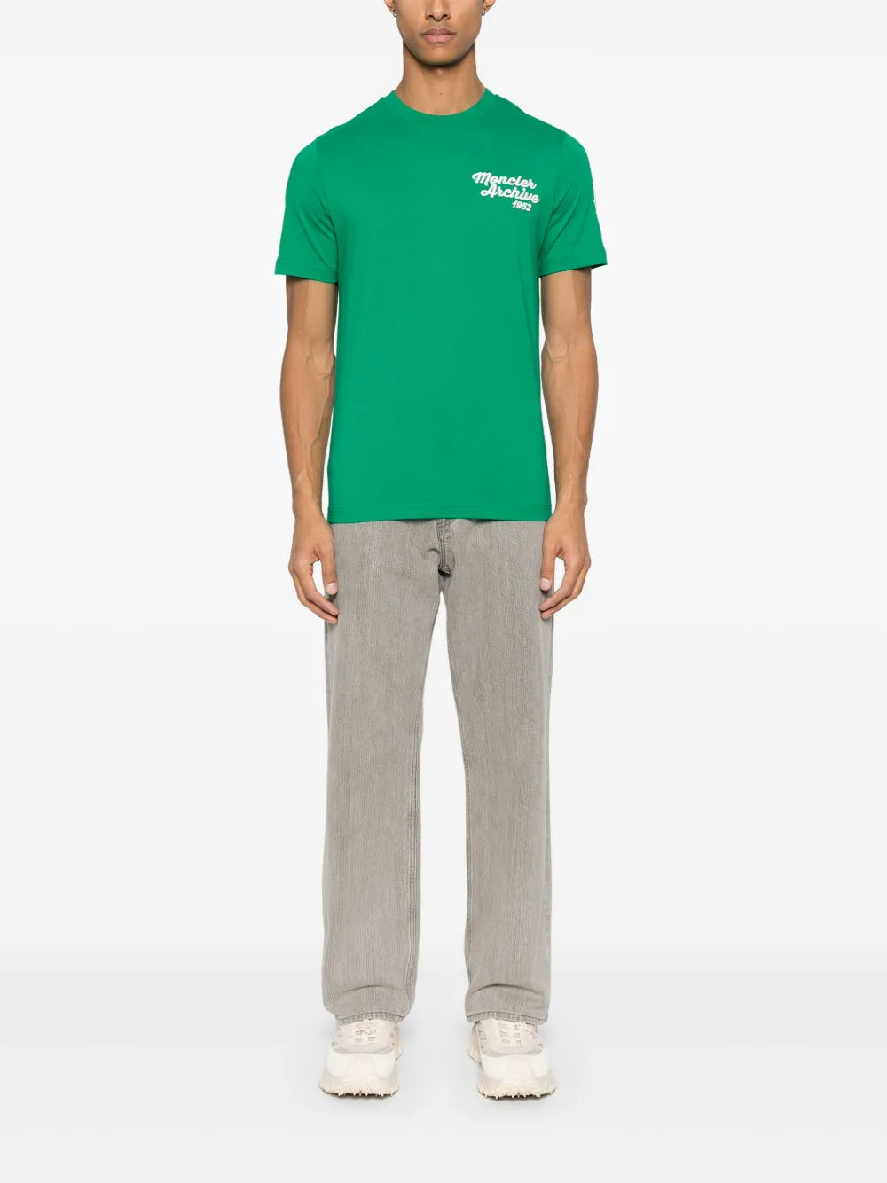 Bilde av brodert logo T-skjorte fra Moncler for menn - Sesong Vår-Sommer 2025 - Bakvisning