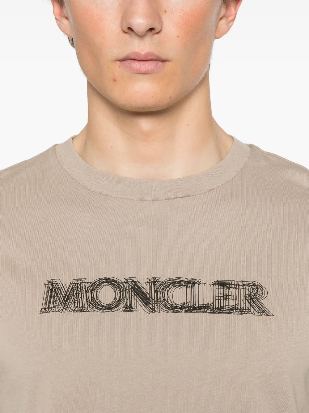 Imagem da T-Shirt Logo Canelado da Moncler para Homens - Temporada Primavera-Verão 2025 - Detalhe 6