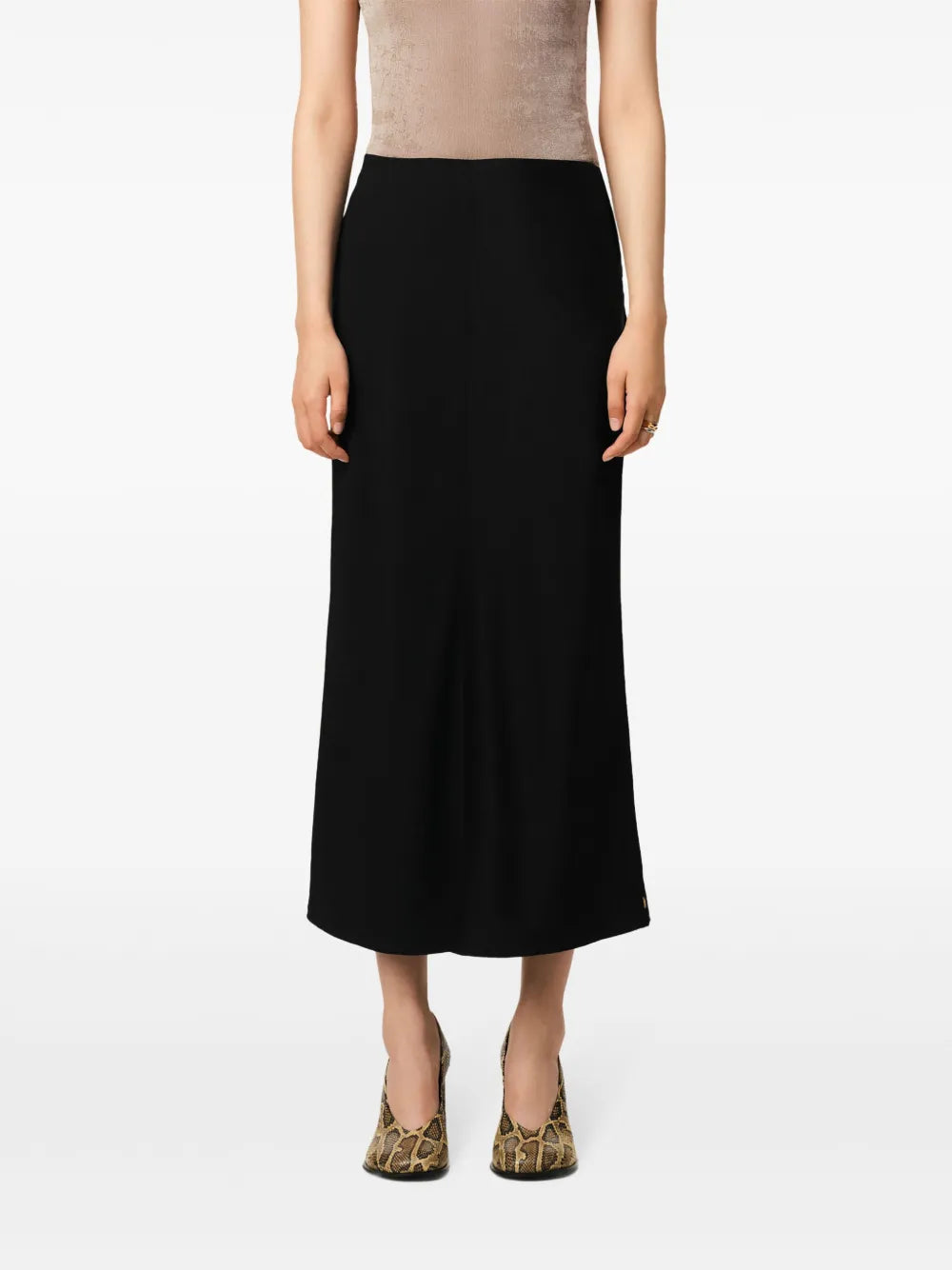 black midi skirt, AMI Paris, women's fashion, Viscose crêpe, Spring-Summer 2025