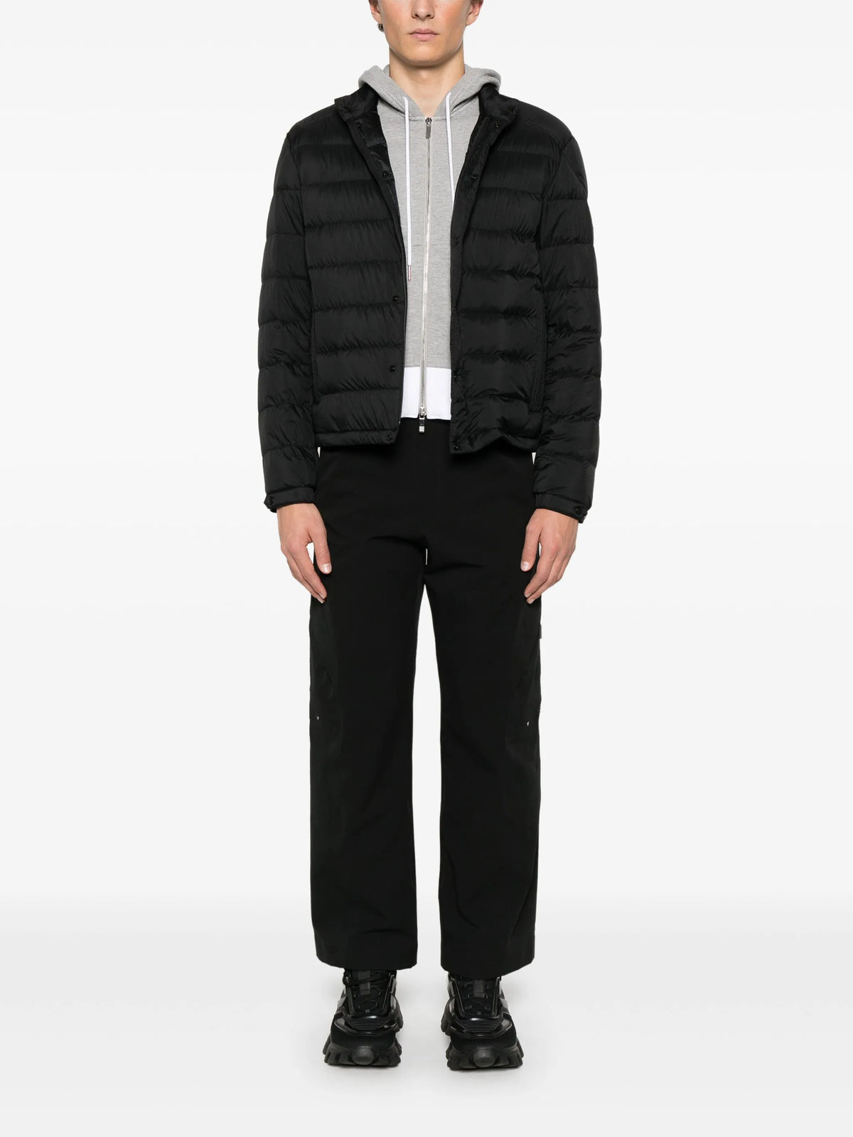 Image of Doudoune Selves Noir by Moncler for Men - Season Spring-Summer 2026 - Model View 1