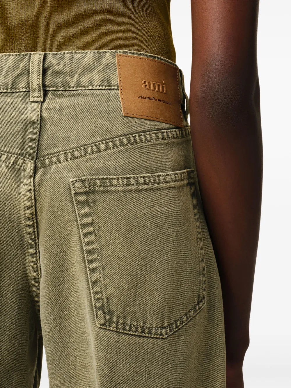 Kaki Weite Beinform Jeans