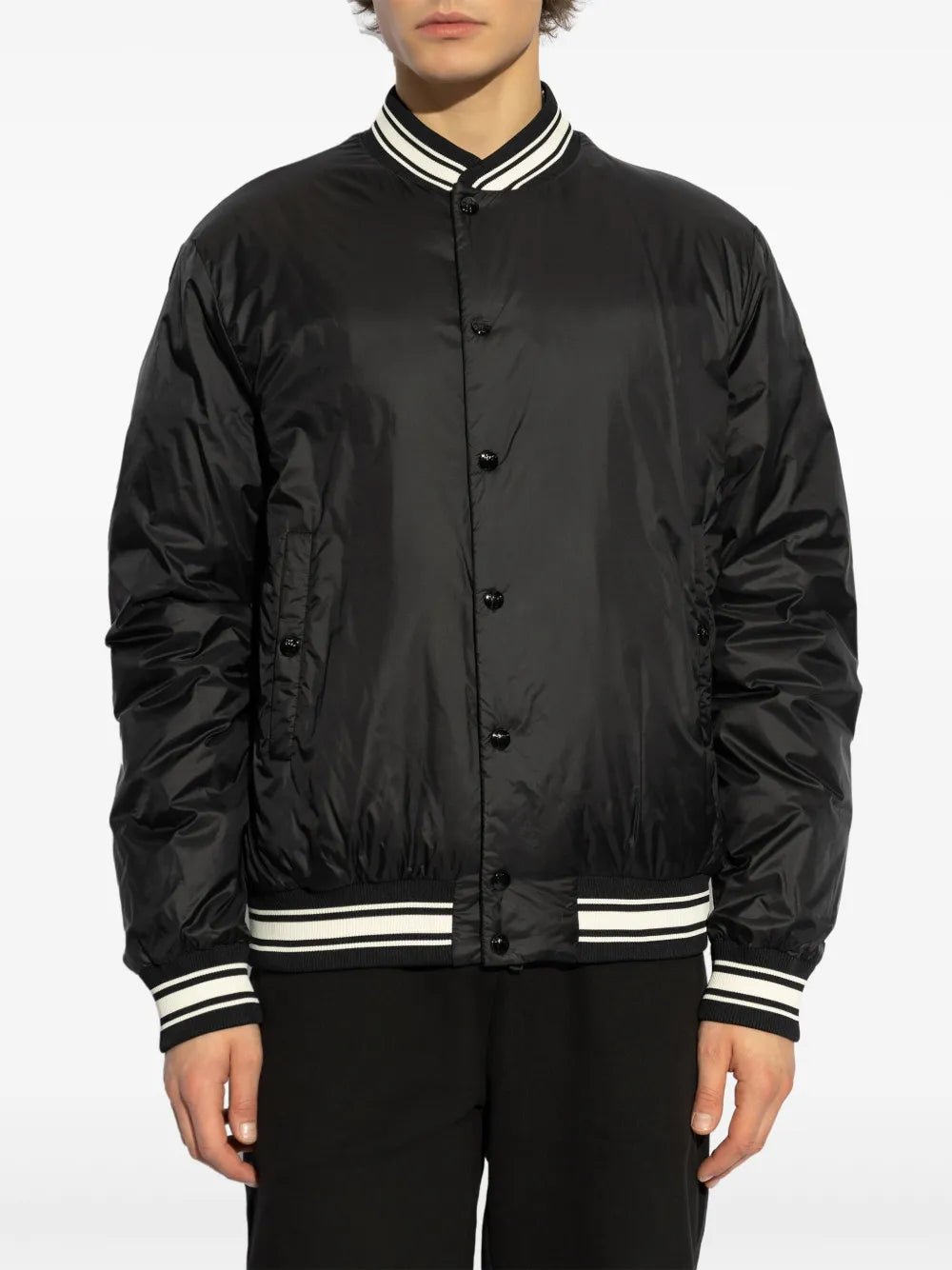 Imagem da Jaqueta Bomber Reversível Bouchet da Moncler para Homens - Temporada Primavera-Verão 2025 - Detalhe 1