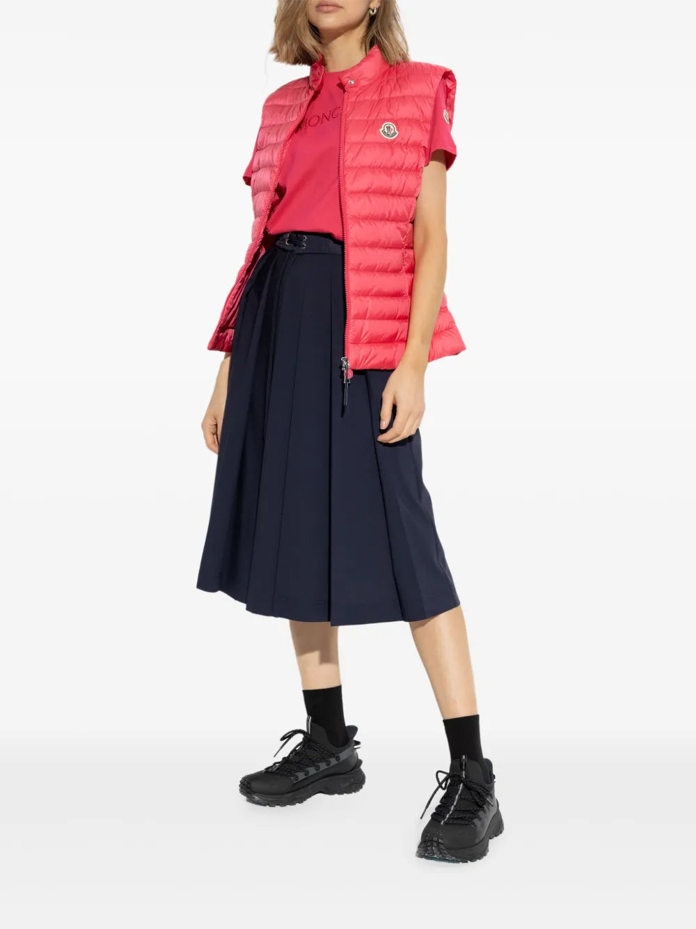 Imagem do colete de penas rosa Igens da Moncler para mulheres - Temporada Primavera-Verão 2025 - Vista Traseira