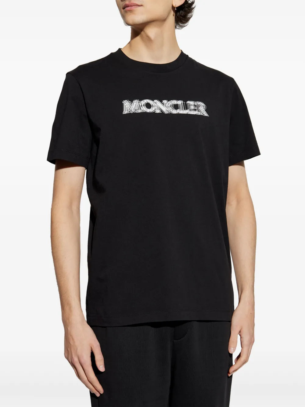 Imagem da t-shirt preta com logo da Moncler para Homens - Temporada Primavera-Verão 2025 - Vista detalhe 1