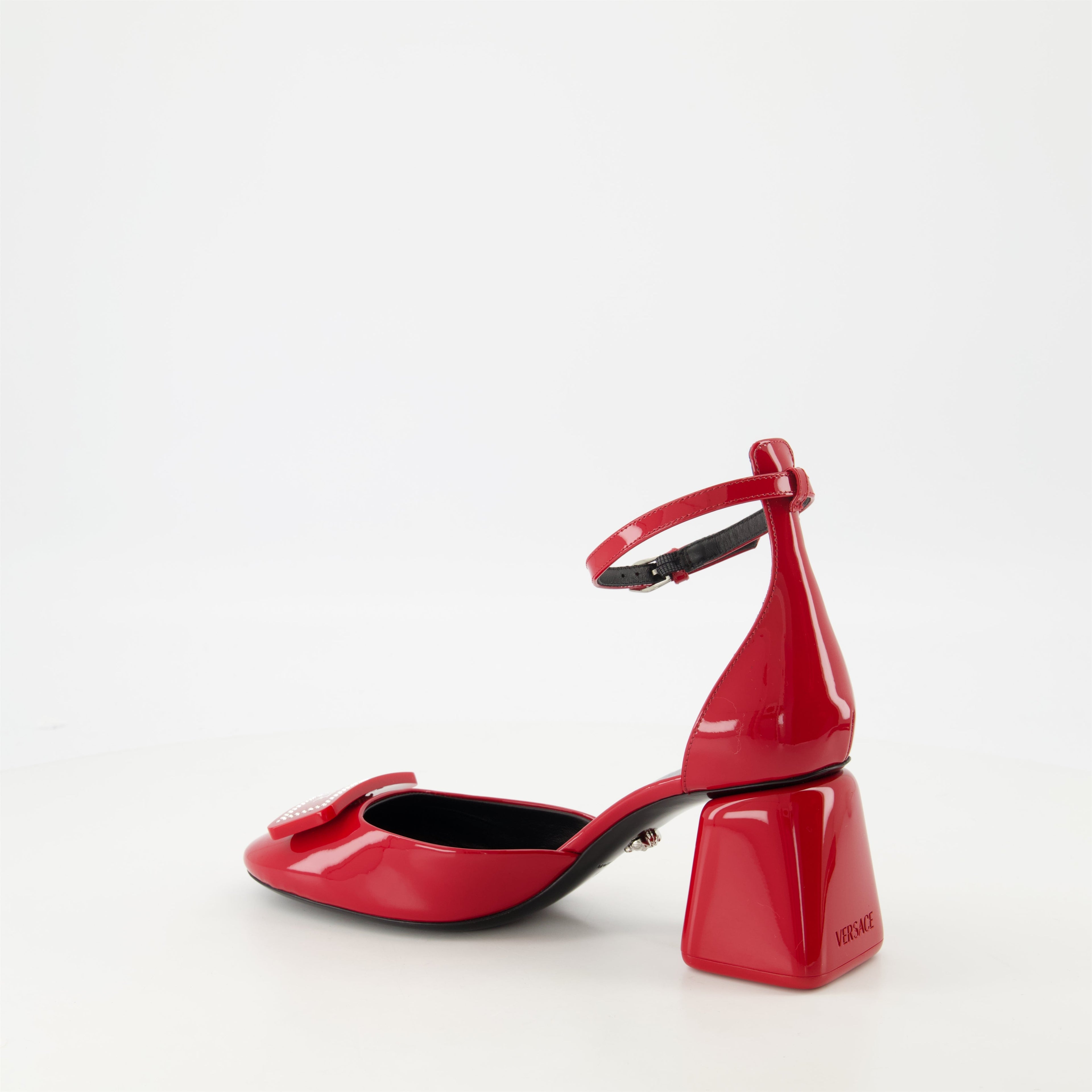 red patent leather pumps, Versace footwear, adjustable ankle strap, smooth leather shoes, Spring-Summer 2025 collection