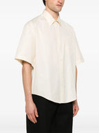 Image d'une chemise en coton beige par Ami PARIS pour hommes - Saison Printemps-Été 2025 - Détail Vue 1