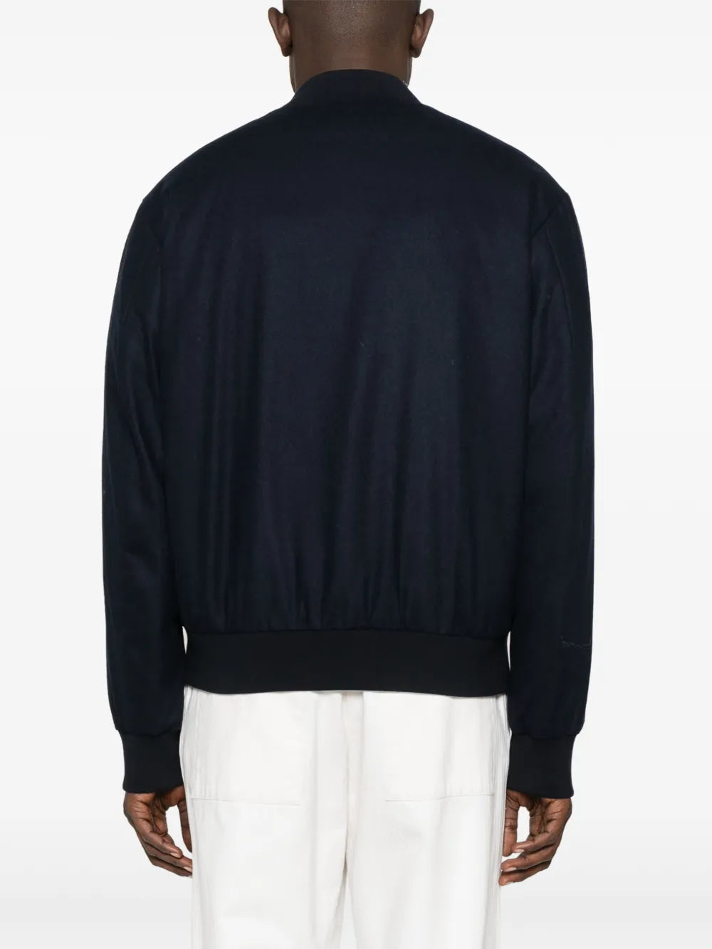 Imagem do Bomber Reversível Villerest da Moncler para Homem - Temporada Primavera-Verão 2025 - Detalhe 6