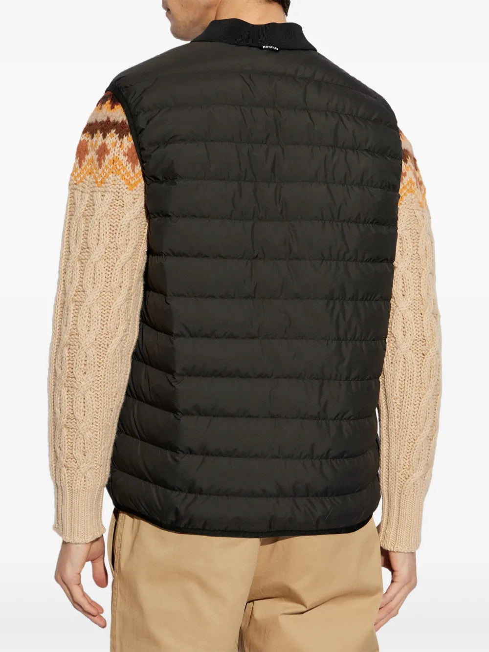 Imagem do corta-vento em várias camadas Sarrans da Moncler para Homens - Temporada Primavera-Verão 2025 - Vista de detalhe 10