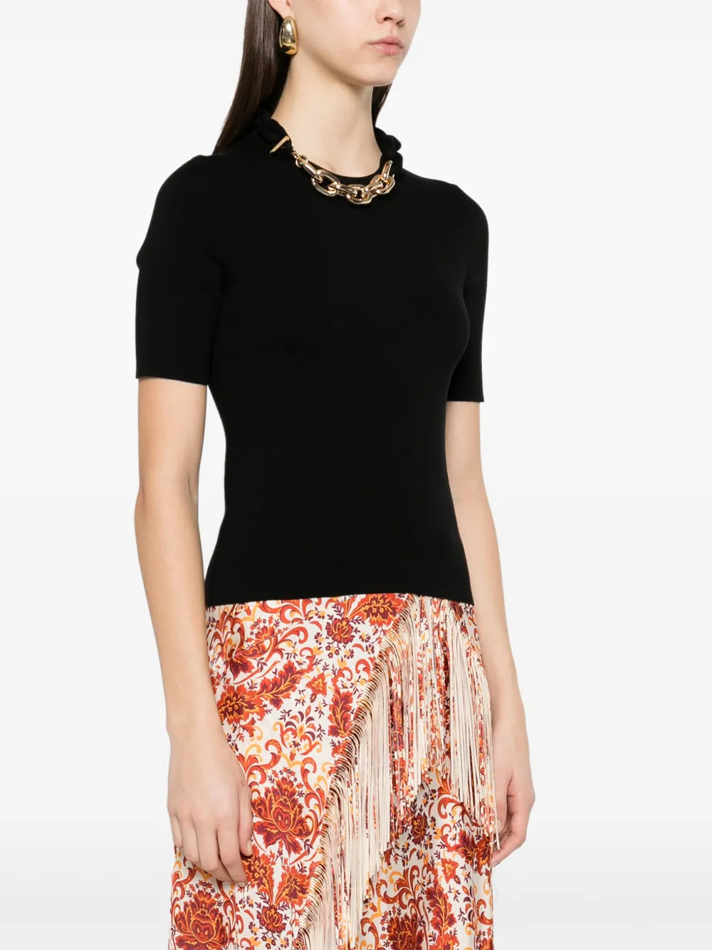 wool sweater, black sweater, chain detail, Spring-Summer collection, women’s fashion