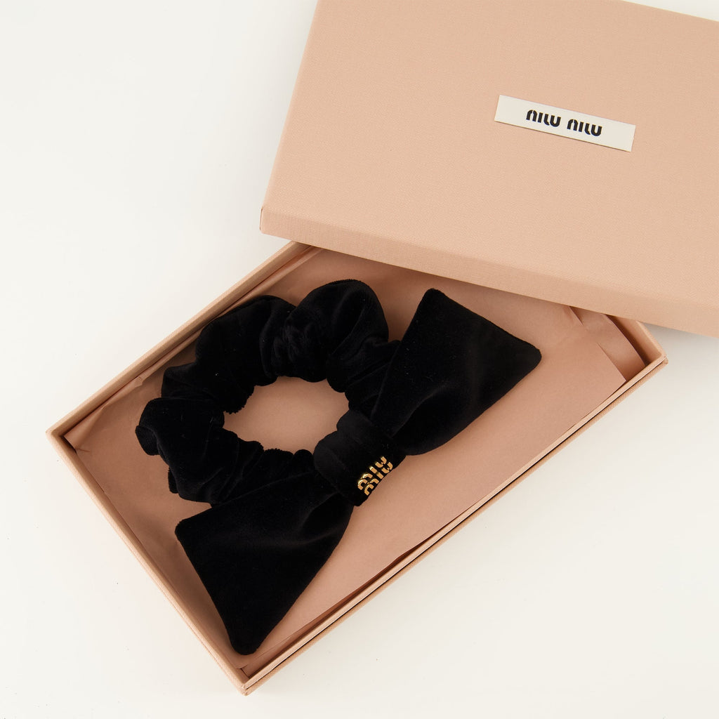 black velvet scrunchie, Miu Miu accessory, fashion scrunchie, luxury hair accessory, spring-summer collection 2026