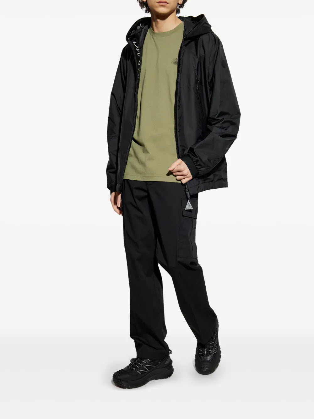 Bilde av distressed logo t-skjorte fra Moncler for menn - Sesong Vår/Sommer 2025 - Bakvisning