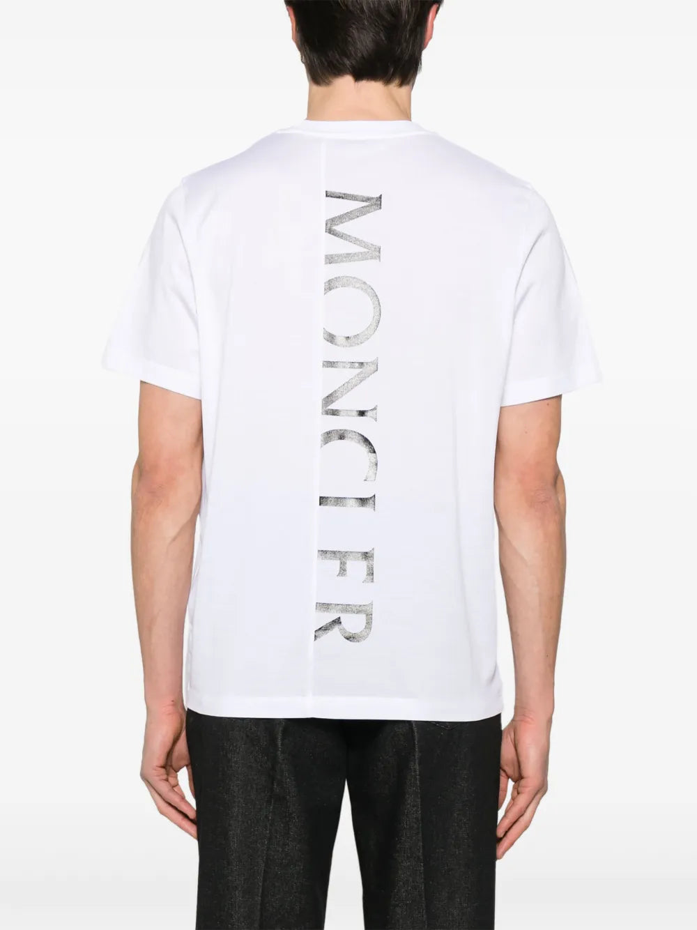 Imagen de la camiseta de logo vertical de Moncler para hombres - Temporada Primavera-Verano 2025 - Vista detalle 1