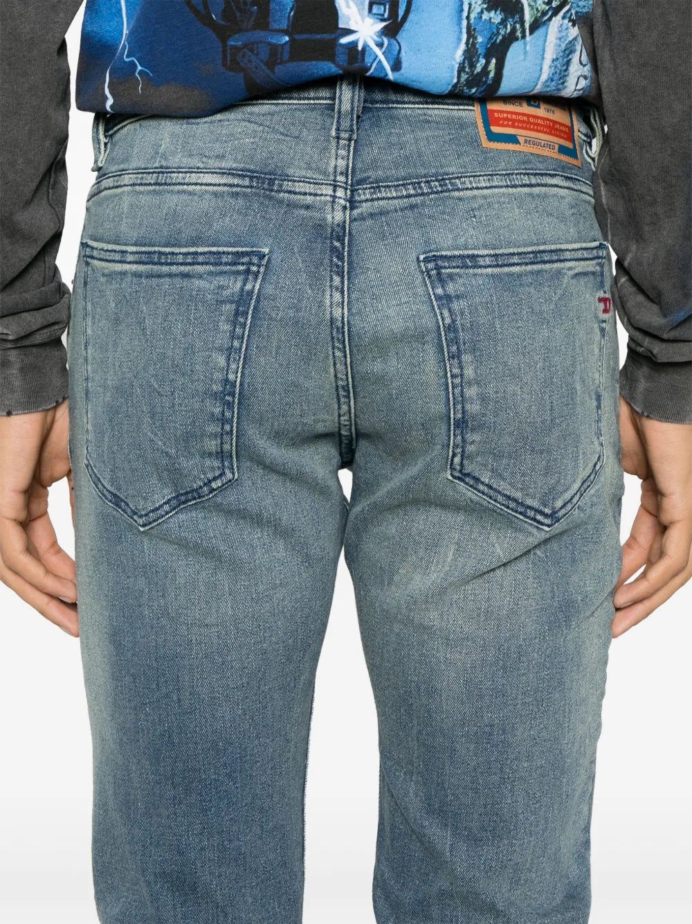 Image de D-Struck Jeans 2019 par Diesel pour hommes - Saison Printemps-Été 2025 - Détail 7