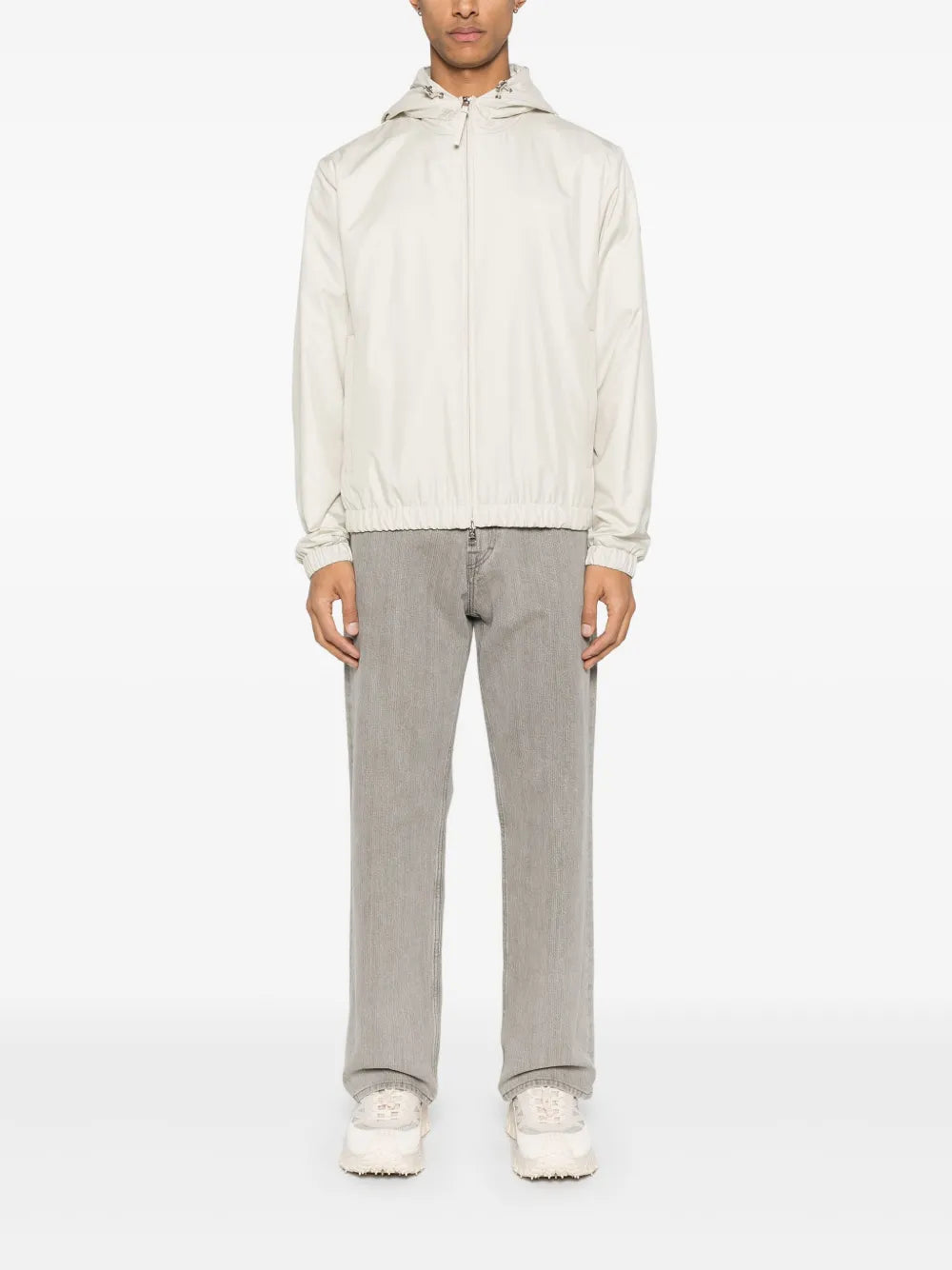 Imagem do corta-vento bege Domene da Moncler para Homens - Temporada Primavera-Verão 2025 - Vista Traseira