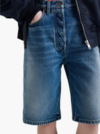 Imagen de pantalones bermudas de mezclilla de Prada para mujeres - Temporada Primavera-Verano 2025 - Vista de detalle 7