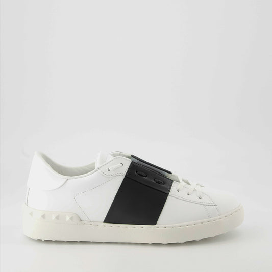 Baskets Open, Valentino Sneakers, Leather Sneakers, Modern Footwear, Spring-Summer Collection