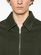 Image du Bomber Ami de coeur Kaki par Ami PARIS pour Hommes - Saison Printemps-Été 2025 - Détail 7