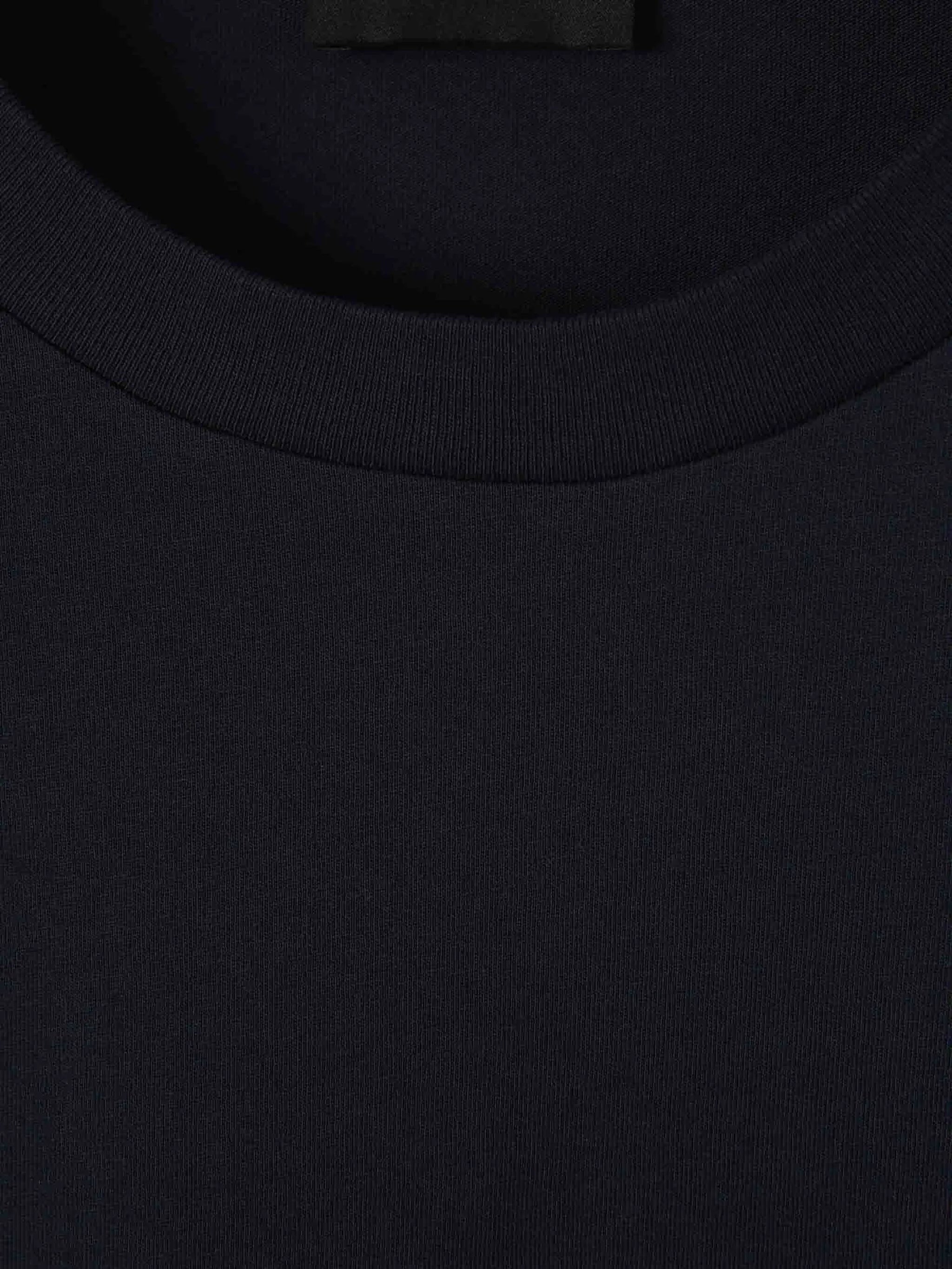 Bilde av logo T-skjorte fra Moncler for menn - Sesong Vår-Sommer 2025 - Modellvisning 2