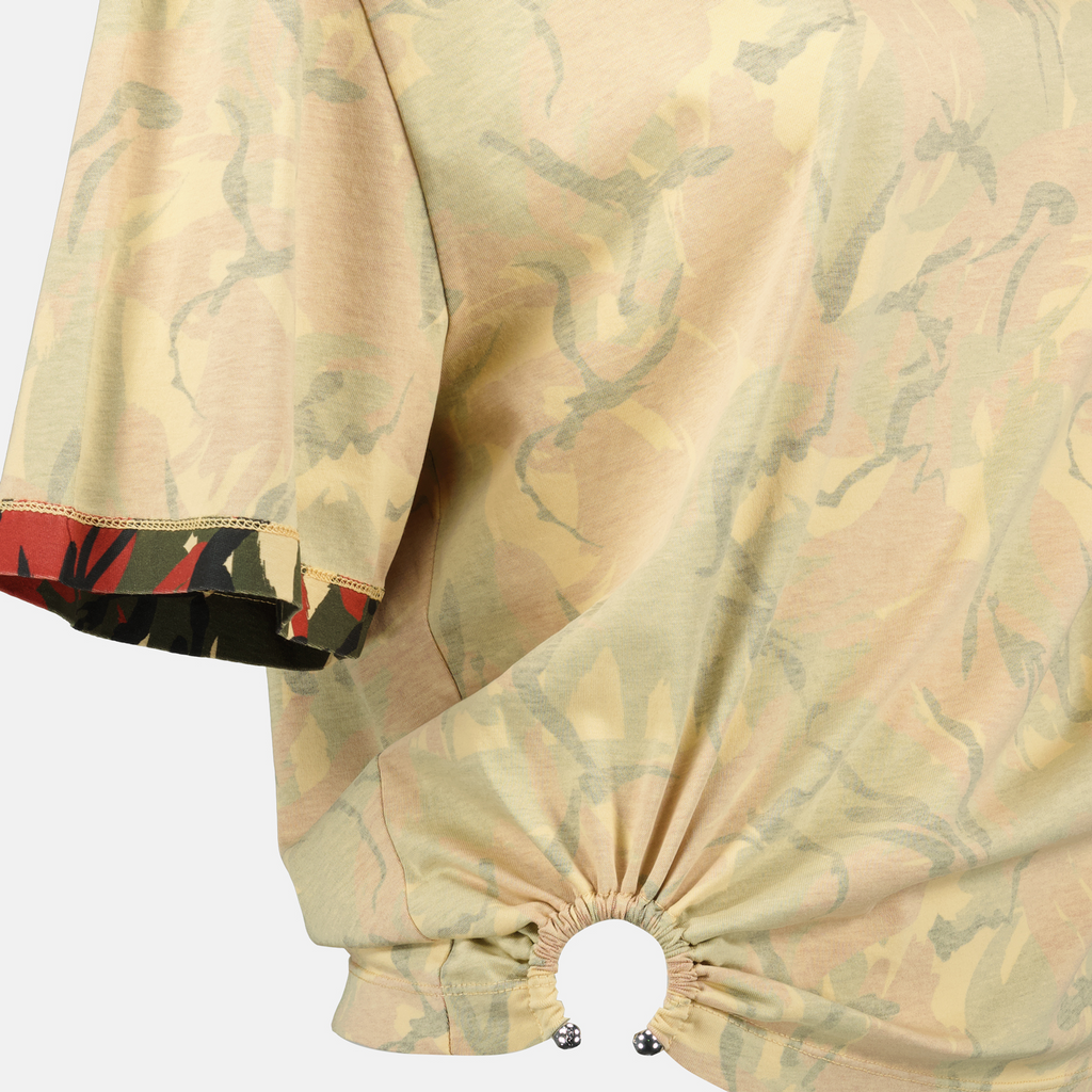 camouflage t-shirt, cotton t-shirt, round neck t-shirt, short sleeve shirt, signature details