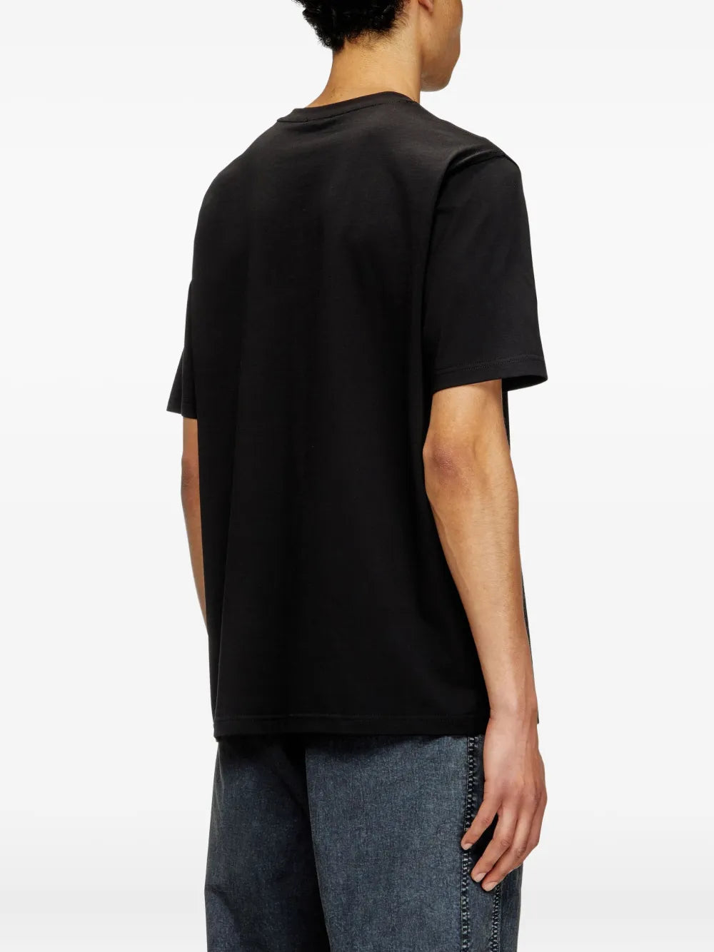 Imagen de la camiseta T-Adjust-Marey de Diesel para hombres - Temporada Otoño-Invierno 2025 - Vista del modelo 3