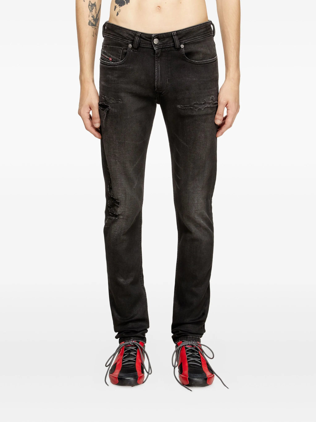 Imagen de Le Jean Sleenker 1979 L32 de Diesel para hombres - Temporada Otoño-Invierno 2025 - Vista del modelo 2