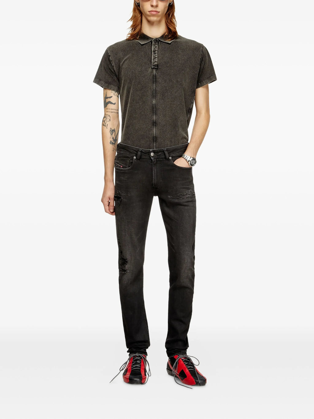 Imagen de Le Jean Sleenker 1979 L32 de Diesel para hombres - Temporada Otoño-Invierno 2025 - Vista del modelo 1