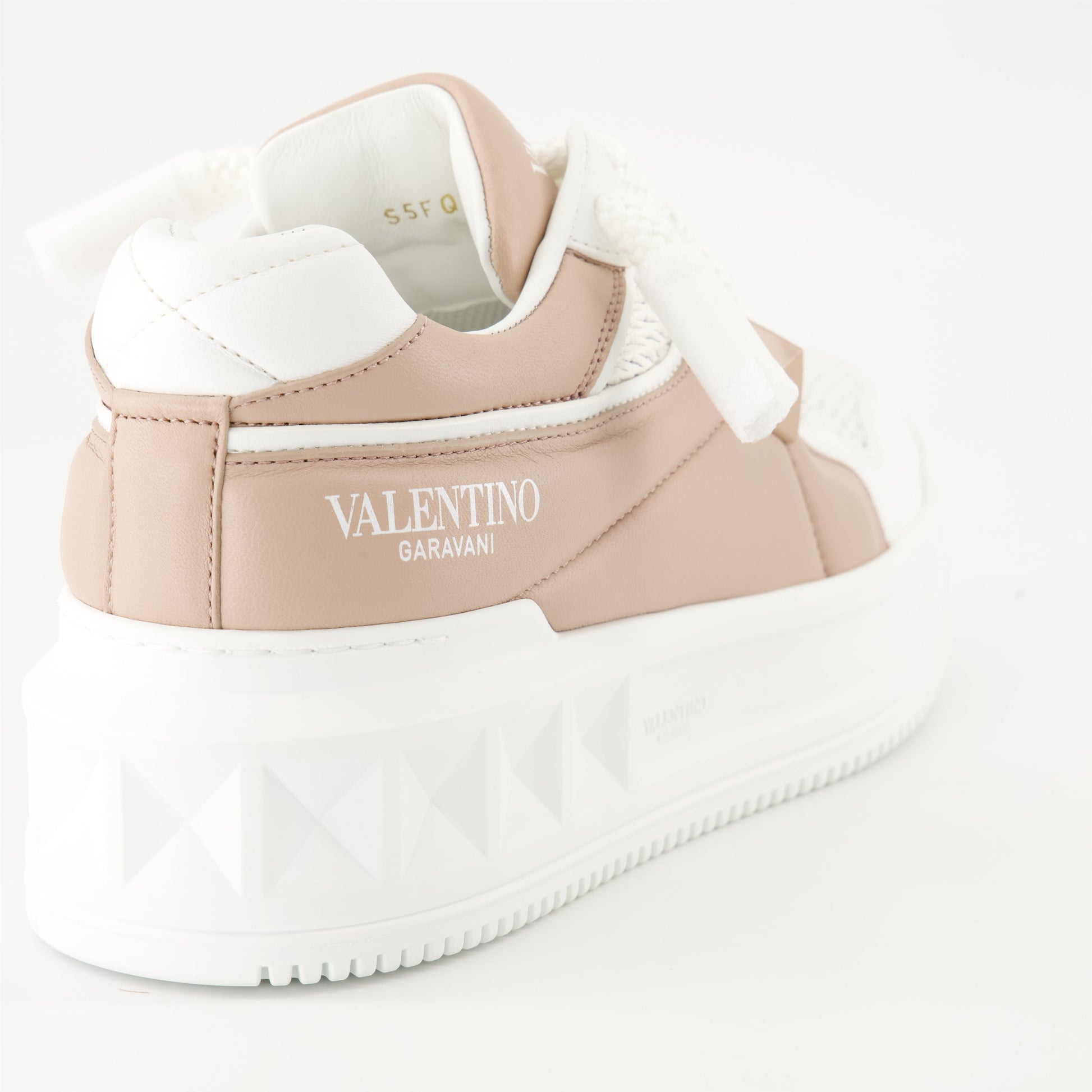 One Stud XL sneakers, Valentino Garavani sneakers, powder pink leather sneakers, platform sole sneakers, luxury women's sneakers