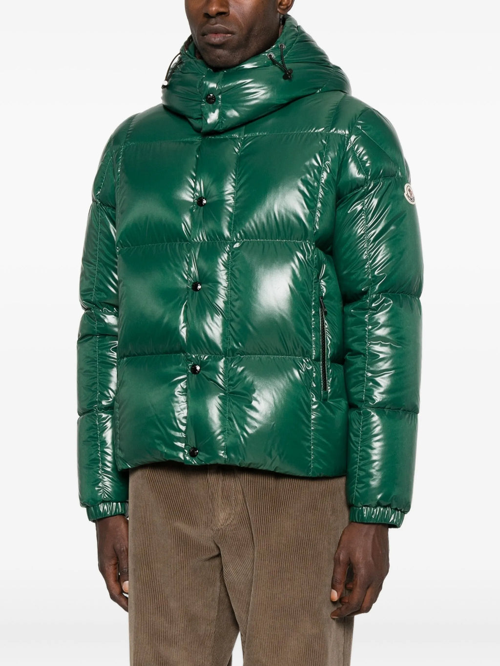 Image de la Doudoune Parana Kaki par Moncler pour hommes - Saison Automne-Hiver 2025 - Vue du modèle 2