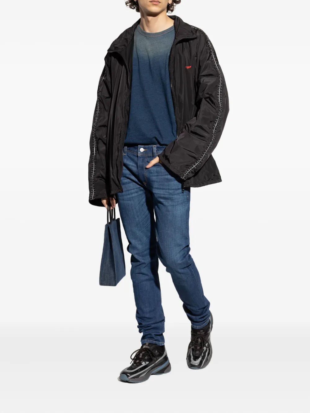 Imagem de Jean Sleenker 1979 da Diesel para Homens - Temporada Outono-Inverno 2025 - Vista modelo 1